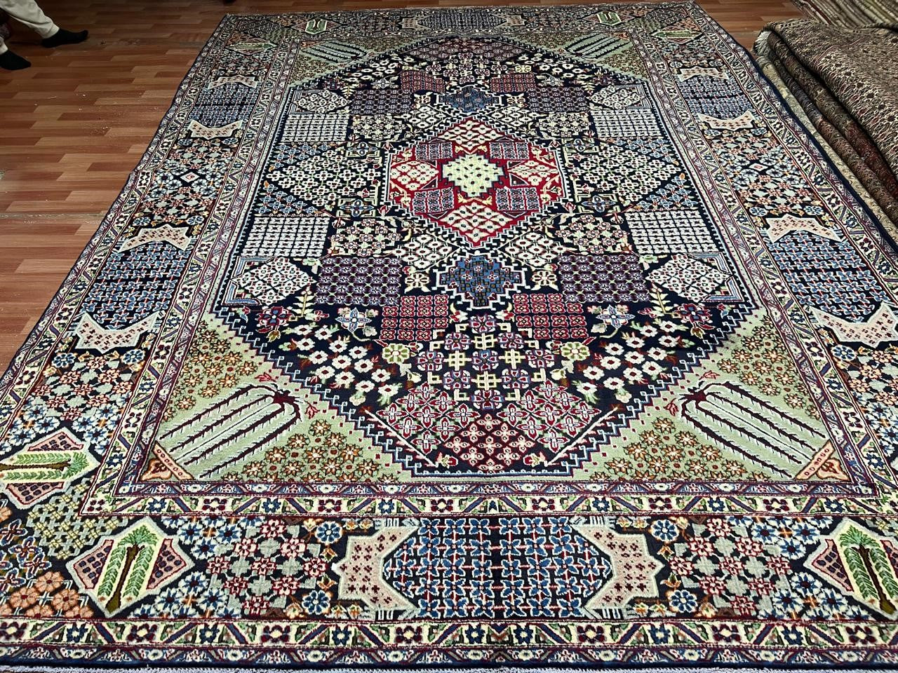 Why Vintage Persian Rugs Are the Perfect Investment for Your Home